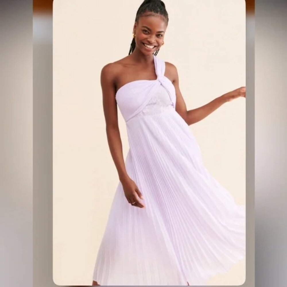 Vineet Bahl’s Pleated Lace Midi Dress Lavender Lilac